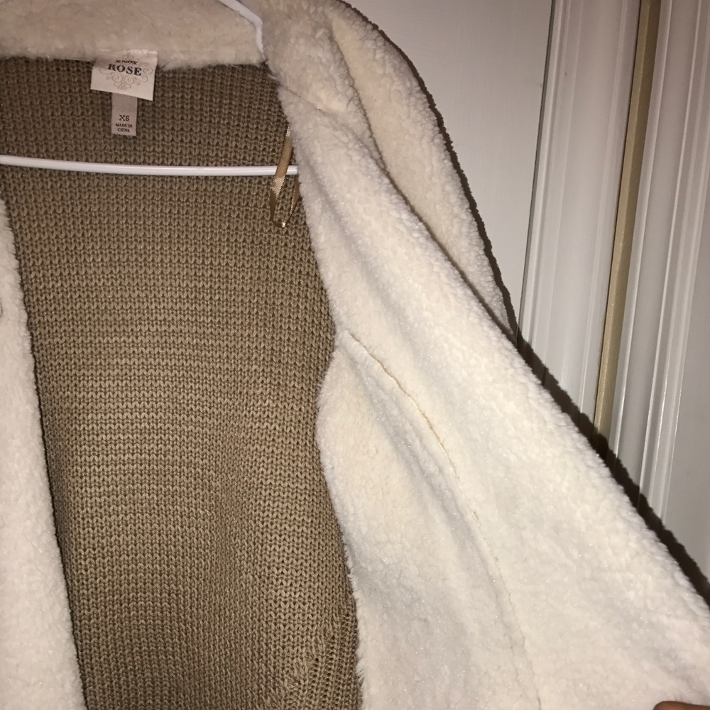 Cardigan - Picture 4 of 5